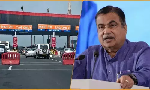 निजी वाहनों के लिए तीन हजार रूपये का वार्षिक फास्टैग पास : गडकरी