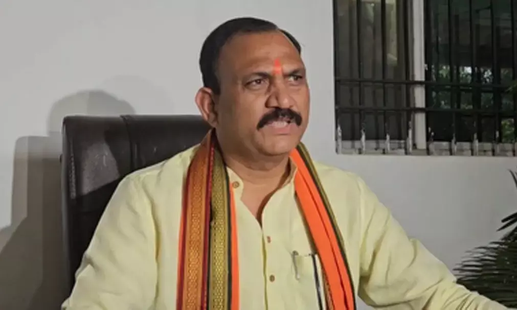 छत्तीसगढ़ : जेल में बंद कवासी लखमा के बचाव में उतरे पूर्व सीएम बघेल पर मंत्री जायसवाल का पलटवार छत्तीसगढ़ : जेल में बंद कवासी लखमा के बचाव में उतरे पूर्व सीएम बघेल पर मंत्री जायसवाल का पलटवार