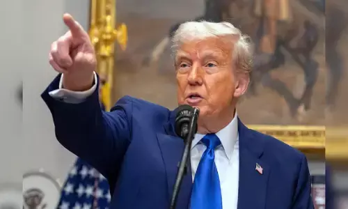 डोनाल्ड ट्रंप दो सप्ताह में ईरान पर कार्रवाई का फैसला करेंगे : व्हाइट हाउस