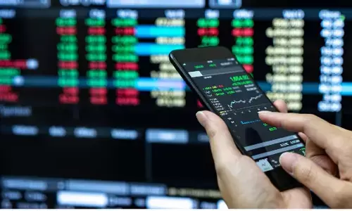 ईरान-इजराइल युद्धविराम तनाव के बावजूद सेंसेक्स और निफ्टी हरे निशान में बंद