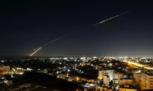 सीजफायर के ऐलान के बाद इजरायल ने किया ईरान से मिसाइल हमले का दावा, तेहरान ने किया खंडन