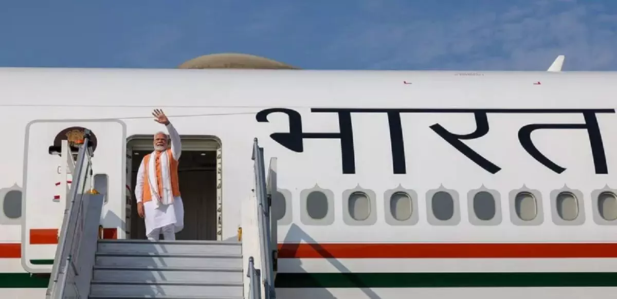 मोदी पांच देशों की यात्रा पर रवाना मोदी पांच देशों की यात्रा पर रवाना