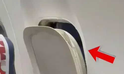 स्पाइसजेट विमान का हवा में उखड़ा विंडो फ्रेम, कंपनी का दावा यात्रियों की सुरक्षा कभी भी खतरे में नहीं आई 