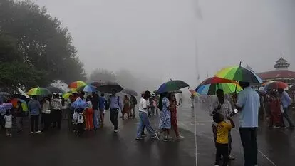 हिमाचल प्रदेश में मूसलाधार बारिश को लेकर ऑरेंज अलर्ट जारी हिमाचल प्रदेश में मूसलाधार बारिश को लेकर ऑरेंज अलर्ट जारी