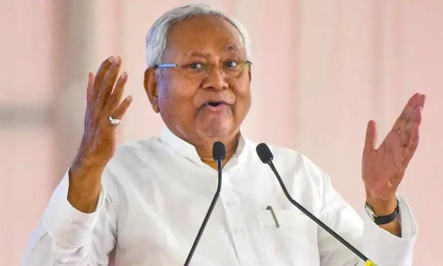 बिहार चुनाव से पहले नीतीश सरकार का बड़ा ऐलान , 125 यूनिट बिजली मुफ्त देने का किया वादा बिहार चुनाव से पहले नीतीश सरकार का बड़ा ऐलान , 125 यूनिट बिजली मुफ्त देने का किया वादा
