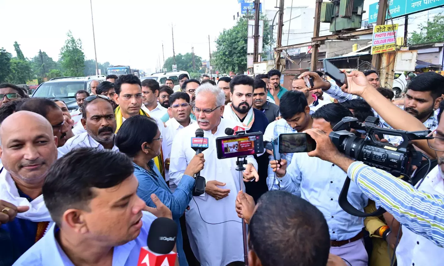 भूपेश बघेल न टूटेगा और न झुकेगा, ई़डी के छापे पर पूर्व सीएम भड़के भूपेश बघेल न टूटेगा और न झुकेगा, ई़डी के छापे पर पूर्व सीएम भड़के