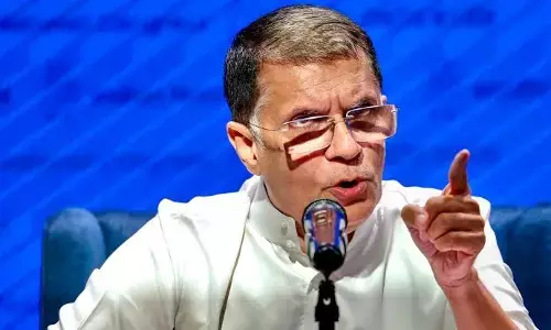 ट्रंप के टैरिफ़ को लेकर पवन खेड़ा का सरकार पर बड़ा हमला, कहा- मोदी राज में अच्छे दिन भारत के नहीं, पाकिस्तान के आए हैं