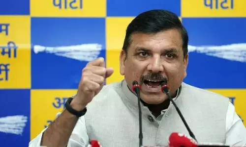 संजय सिंह ने पीएम मोदी पर बोला हमला, कहा - आप तो सबसे डरपोक और दब्बू PM साबित हुए