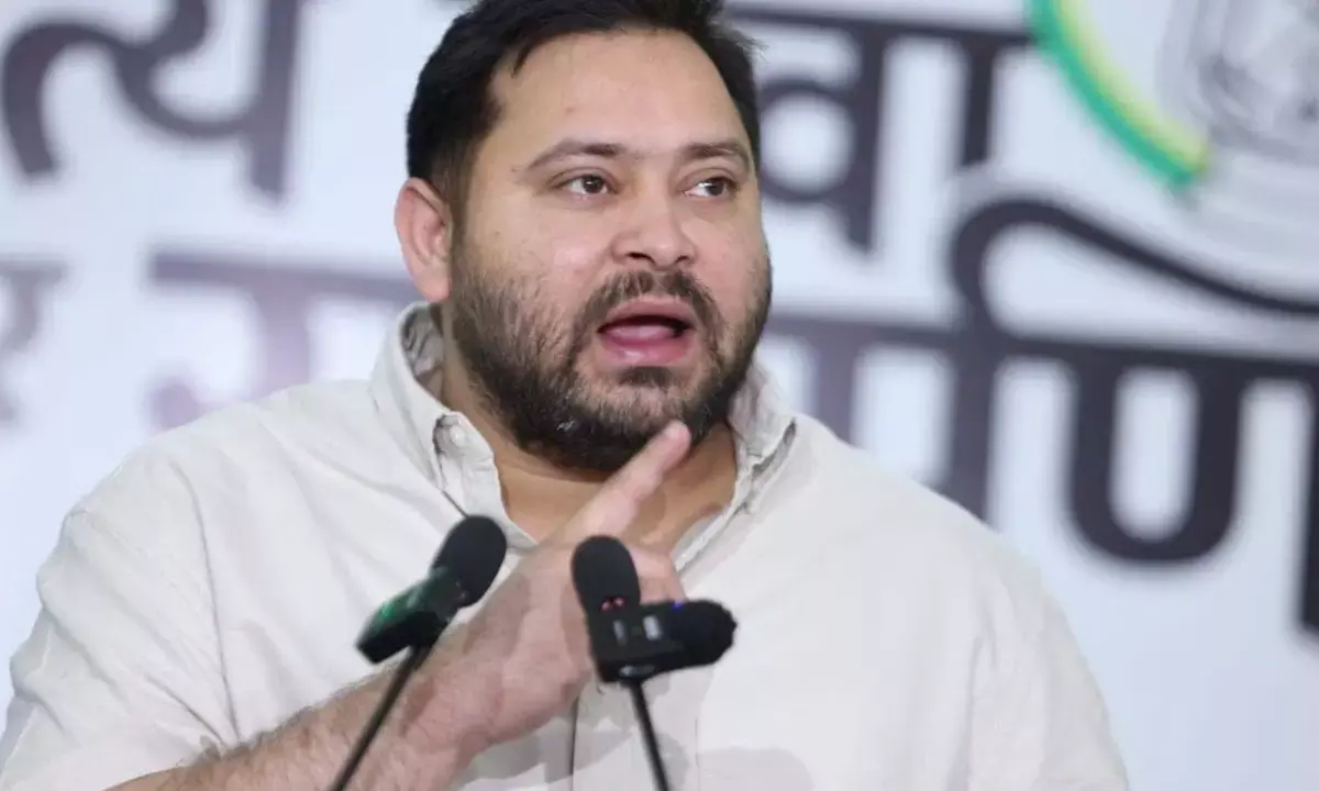 तेजस्वी ने बिहार सरकार के डोमिसाइल नीति लागू करने पर कसा तंज, कहा- इसमें कोई स्पष्ट नीति और विजन नहीं तेजस्वी ने बिहार सरकार के डोमिसाइल नीति लागू करने पर कसा तंज, कहा- इसमें कोई स्पष्ट नीति और विजन नहीं